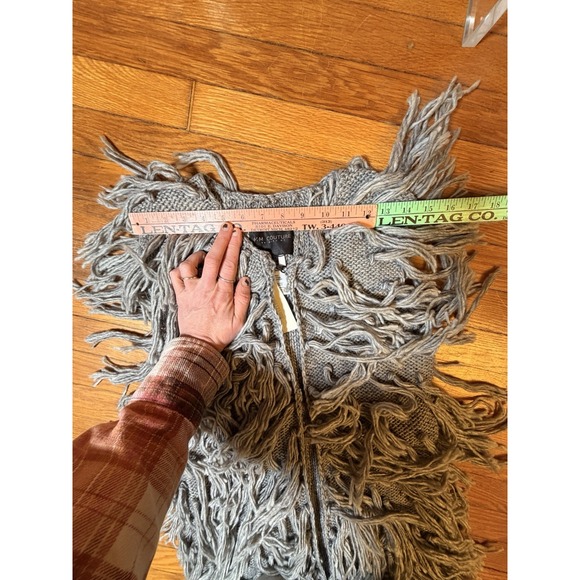 MM Couture by Miss Me Gray Fringe Longline Sweater Vest NWT Size Large - Picture 9 of 10